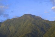 mountains of cerro kennedy
